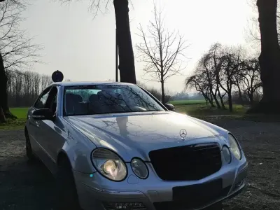 Gebraucht Mercedes E280 Avantgarde 231 PS (169 kW) 2006 Grau Limousine