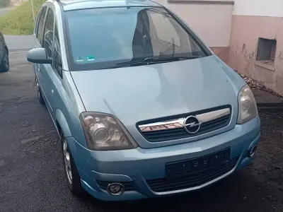 Gebraucht Opel Meriva 105 PS (77 kW) 2009 Van / Kleinbus