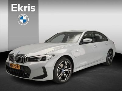 BMW 330e