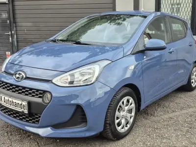 Gebraucht Hyundai i10 Trend 67 PS (49 kW) 2018 Blau Kleinwagen