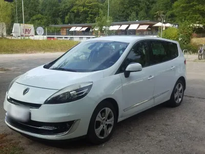Gebraucht Renault Grand Scénic III 116 PS (85 kW) 2012 Weiß Van / Kleinbus