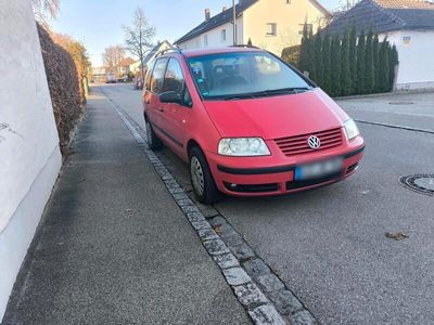 VW Sharan