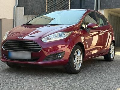 Second-hand Ford Fiesta Titanium 101 CP (74 kW) 2013 Roșu Berlinǎ