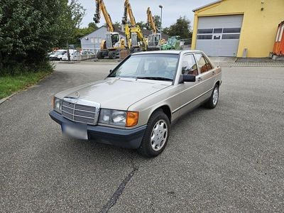 Gold Gebraucht 1987 Mercedes 190 Limousine | 5.750 €