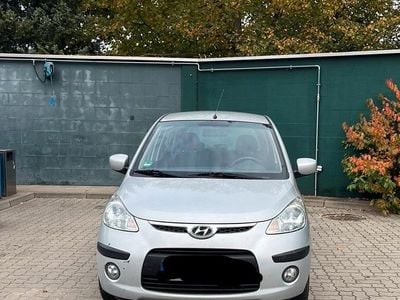 Silber Gebraucht 2009 Hyundai i10 Kleinwagen | 3.150 € (Fairer Preis)