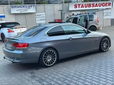 Gebraucht BMW 335 380 PS (279 kW) 2007 Grau Coupé