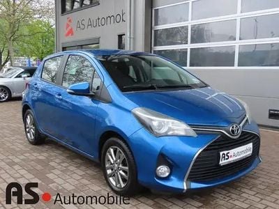 Usata Toyota Yaris Comfort 99 CV (72 kW) 2014 Blu Utilitaria