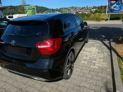 Gebraucht Mercedes A200 136 PS (100 kW) 2016 Schwarz Kleinwagen