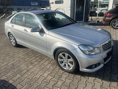 Gebraucht Mercedes C180 156 PS (114 kW) 2011 Silber Limousine