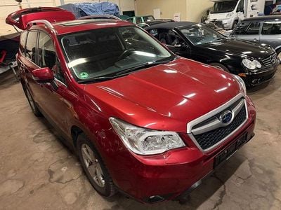 Rot Gebraucht 2015 Subaru Forester Exclusive+ SUV | 15.890 € (Etwas zu teuer)