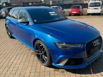 Używany Audi RS6 Performance 605 KM (444 kW) 2017 Niebieski Kombi