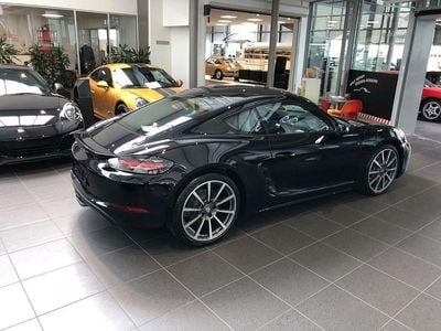 Porsche 911 Carrera 4