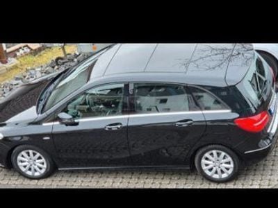 Mercedes B180