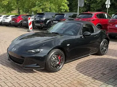 Neu Mazda MX5 Homura-Line 132 PS (97 kW) 2026 Jet black Cabrio