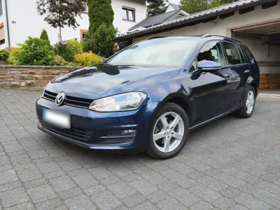 Gebraucht VW Golf VII Trendline 110 PS (80 kW) 2014 Blau Kombi
