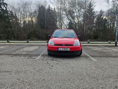 Gebraucht Ford Fiesta 69 PS (50 kW) 2003 Rot Kleinwagen