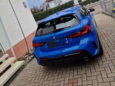 gebraucht BMW M135 i X-Drive Sonderfarbe Misano Blau metallic