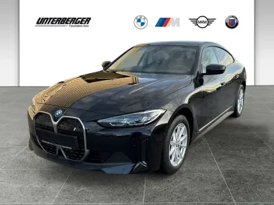 Usata BMW i4 250 kW (340 CV) 2023 Nero Berlina
