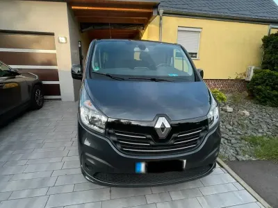 Gebraucht Renault Trafic 145 PS (106 kW) 2019 Grau Van / Kleinbus