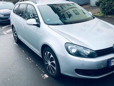 Gebraucht VW Golf VI 105 PS (77 kW) 2011 Grau Kleinwagen