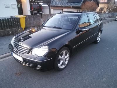 Usata Mercedes C200 163 CV (119 kW) 2005 Nero Station wagon