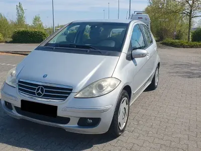 Gebraucht Mercedes A150 95 PS (69 kW) 2008 Silber Limousine