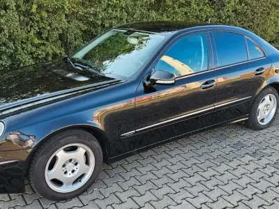 Gebraucht Mercedes E280 Elegance 231 PS (169 kW) 2007 Schwarz Limousine