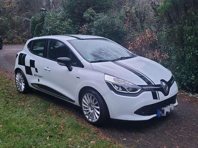 Usata Renault Clio IV LIMITED 73 CV (53 kW) 2015 Bianco Berlina