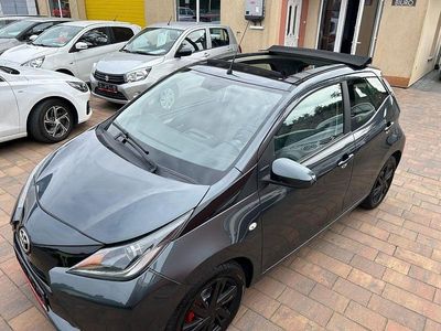 Gebraucht Toyota Aygo Edition-S 69 PS (50 kW) 2015 Schwarz Kleinwagen