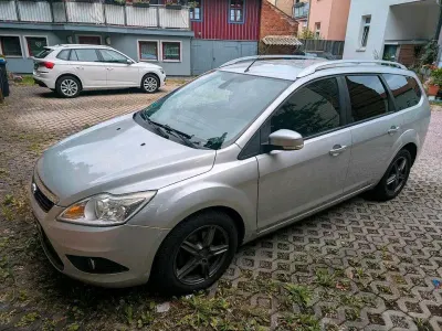 Gebraucht Ford Focus 101 PS (74 kW) 2008 Silber Kombi