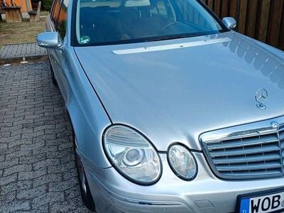 Mercedes E220