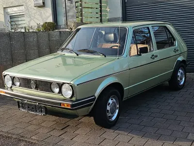 Gebraucht VW Golf I 69 PS (50 kW) 1982 Grün Kleinwagen