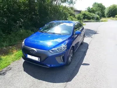 Gebraucht Hyundai Ioniq Style 88 kW (120 PS) 2020 Blau Kleinwagen