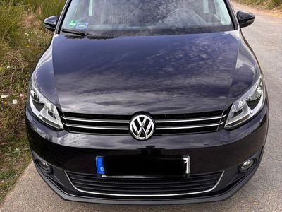 Usata VW Touran Cross 140 CV (102 kW) 2014 Nero Monovolume