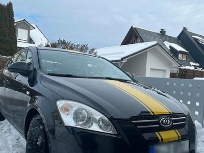 Schwarz Gebraucht 2008 Kia Ceed Kleinwagen | 900 € (Superpreis)