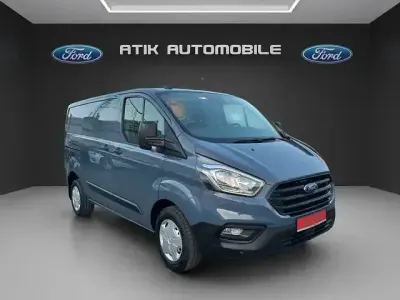 Gebraucht Ford Transit Custom 105 PS (77 kW) 2022 Amazonasgrün (metallic) Van
