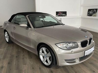 Silber Gebraucht 2009 BMW 118 Cabriolet Advantage Cabrio | 6.990 € (Fairer Preis)