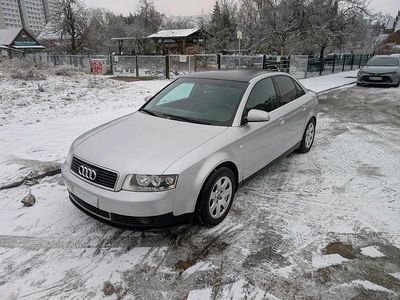 Silber Gebraucht 2001 Audi A4 Limousine | 2.400 € (Etwas zu teuer)