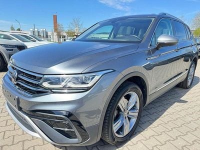 Gebraucht VW Tiguan Allspace Elegance 150 PS (110 kW) 2023 Grau SUV