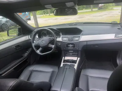 Gebraucht Mercedes E500 388 PS (285 kW) 2009 Schwarz Limousine