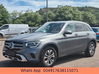 Gebraucht Mercedes GLC220 194 PS (142 kW) 2021 Grau SUV