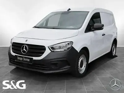 Gebraucht Mercedes Citan 108 75 PS (55 kW) 2023 Weiß Van / Kleinbus