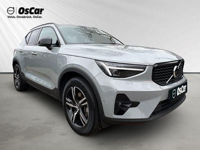 Grau Gebraucht 2025 Volvo XC40 Plus SUV | 34.970 € (Fairer Preis)