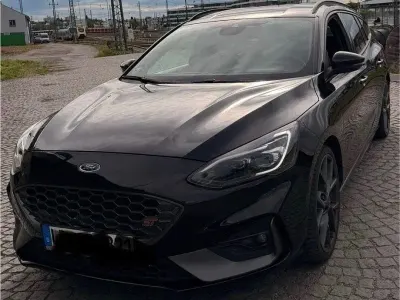 Gebraucht Ford Focus Performance Edition 280 PS (205 kW) 2020 Schwarz Kombi