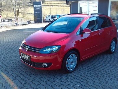 Gebraucht VW Golf VII Life 105 PS (77 kW) 2014 Rot Limousine