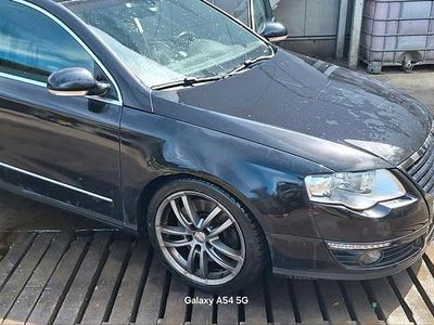 Usado VW Passat R 250 CV (183 kW) 2006 Negro Berlina