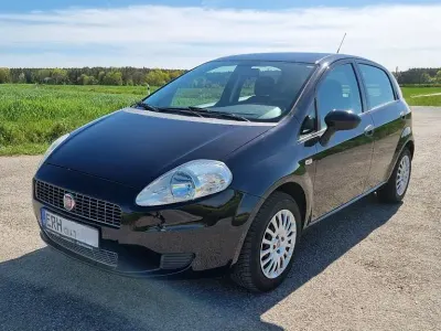 Gebraucht Fiat Grande Punto Dynamic 65 PS (47 kW) 2009 Blau Kleinwagen