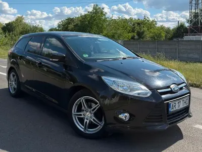 Gebraucht Ford Focus Business Edition 116 PS (85 kW) 2014 Schwarz Limousine