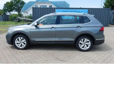 Gebraucht VW Tiguan Life 150 PS (110 kW) 2025 Platinumgreymet SUV