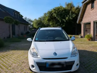 Gebraucht Renault Clio GrandTour 75 PS (55 kW) 2012 Weiß Kombi